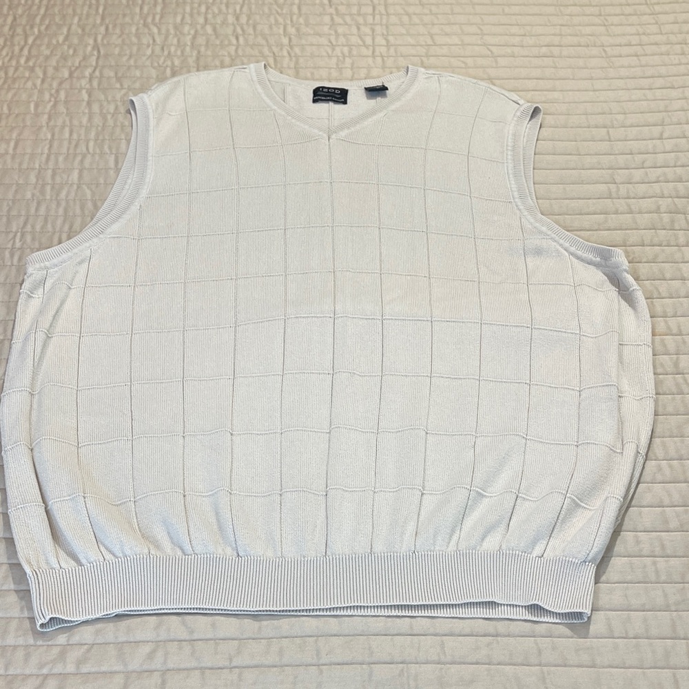 IZOD Men's LIGHT TAN Sweater Vest SIZE L